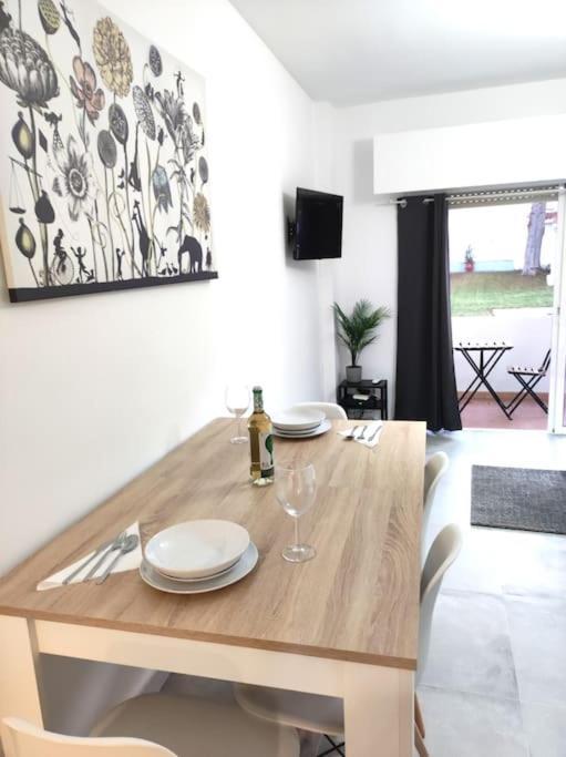 Apartamento Omega Ll Apartment Torremolinos Bagian luar foto